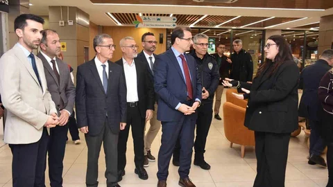 Salihli'de Gençlerden Sanat Projesi