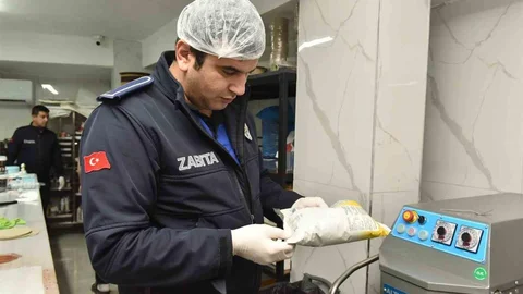 Kepez'de Tatlı Üretimi Denetimi