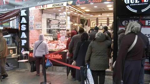 Bursa'da Ramazan Alışverişi Yoğunlaştı