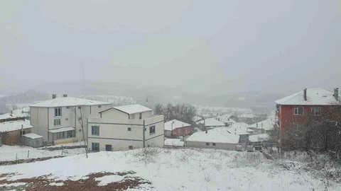 Kırklareli Yüksek Kesimlerinde Kar Yağışı Etkili Oldu