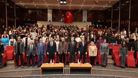 Türk Astronot Kayseri'de Öğrencilerle Buluştu