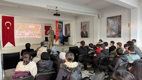 Muş'ta Jandarma Tanıtım Etkinliği