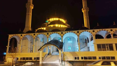 Hasköy'de İlk Teravih Namazı Kılındı