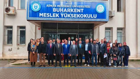 Buharkent'te Girişimcilik Zirvesi Yapıldı