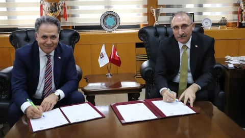 İnönü ve Fırat Üniversiteleri Arasında Protokol İmzalandı