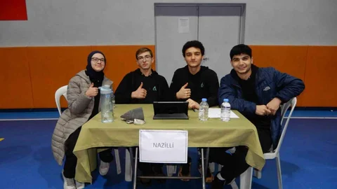 Aydın'da Bilgi Yarışması Finali Yapıldı