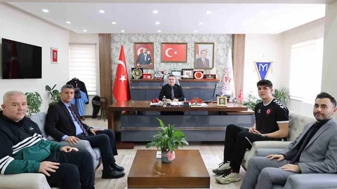 Bilecikli Hentbolcudan Milli Takım Başarısı