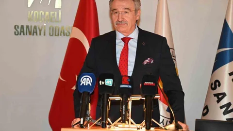 Eski Bakan Tüzmen: "Sanayide Nitelikli Eleman Yok"