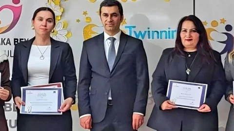 Çeşme'de Öğretmenlerden Uluslararası Başarı