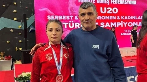 Aydınlı Güreşçiler Türkiye Şampiyonası’nda Başarı Elde Etti