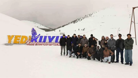 Gaziantep'te Uluslararası Öğrenciler Kayak Keyfi Yaşadı