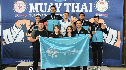 Alanya'da Muay Thai Başarısı