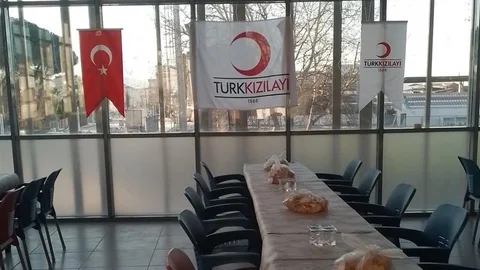 Kızılay’dan Sarıgöl’de Ramazan Yardımı