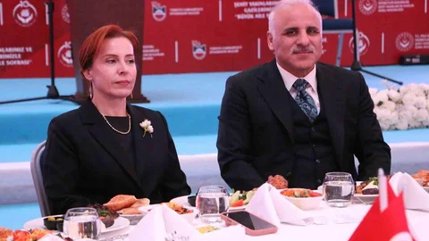 Şehit Aileleri ve Gaziler Diyarbakır'da Bir Araya Geldi