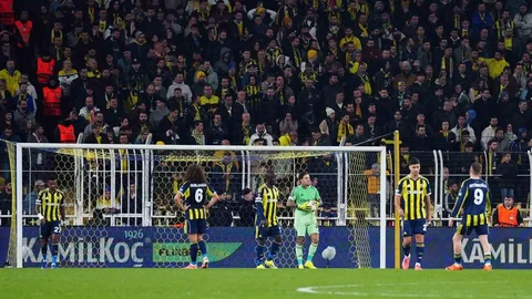 Fenerbahçe Avrupa Ligi'nde Zor Durumda