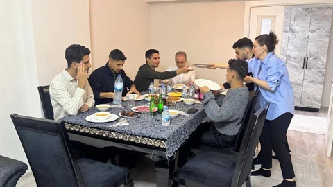 Erzincan'da Ramazan Sofralarında Buluşma