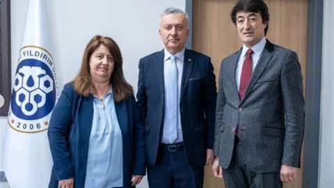 Erzincan'da Diş Hekimliği Fakültesi'nde Devir Teslim