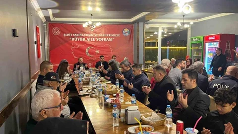 Türkeli'de Büyük Aile Sofrası Düzenlendi