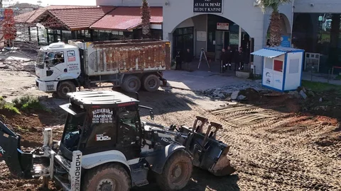 Ayvalık'ta Yeni Meydan Düzenlemesi Başlatıldı