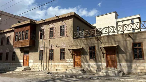 Tahir Paşa Konağı’nda Çalışmalar Tamamlanıyor