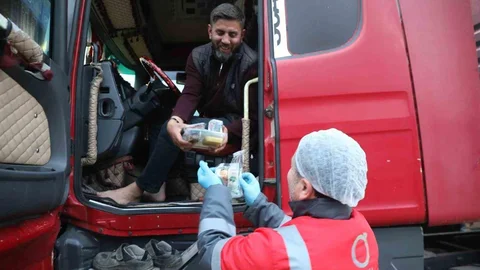 Ordu'da İftar İkramı Devam Ediyor