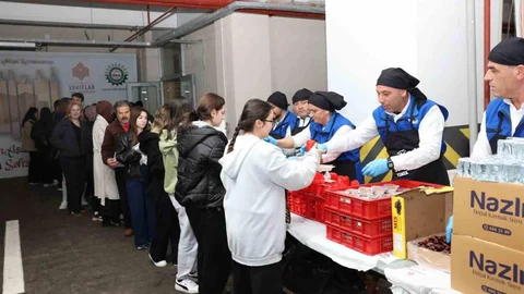 Denizli'de Geleneksel İftar Sofrası