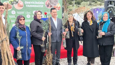 Muğla'da Fidan Dağıtımı Yapıldı