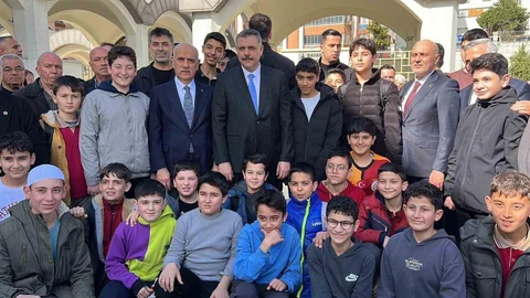 İçişleri Bakanı Kahramanmaraş'ta İlgiyle karşılandı