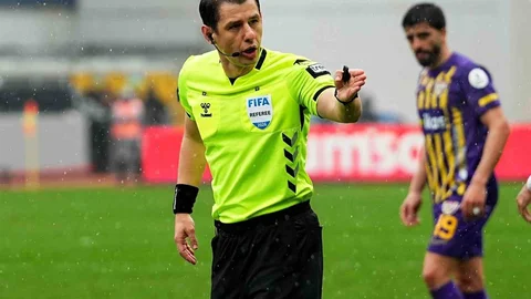 Kayseri'de Süper Lig Maçı Hakem Belirlendi