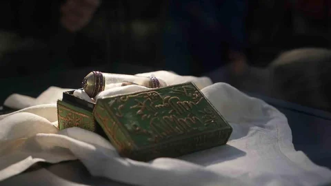 Kutsal Emanetler Erzurum'da Sergileniyor