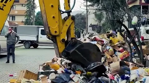 Kocaeli Derince'de 30 Ton Çöp Temizlendi