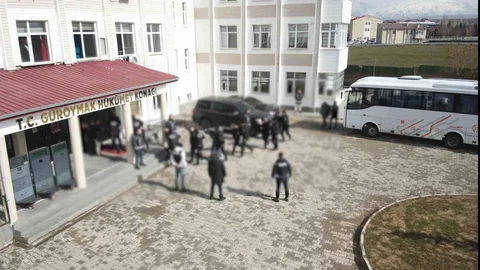 Bitlis'te Tefeci Şebekesine Operasyon Yapıldı