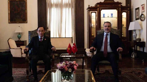 Dışişleri Bakanı Fidan Washington'da Görüşme Yaptı