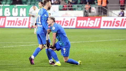 Çaykur Rizespor Kocaelispor'u Yendi