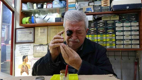 Gaziantep'te Saat Tamircisi Nejdet Sungun