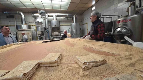 Kütahya’nın Paşa Helvası Ramazan'da İlgi Görüyor