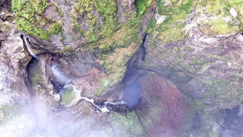 Kastamonu'daki Derin Mağara ve Şelale