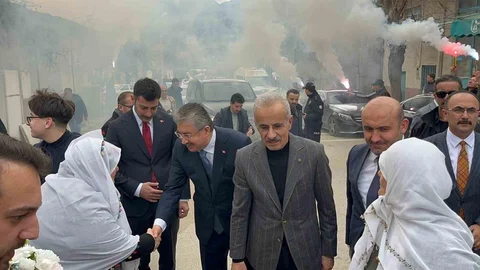 Eskişehir'de Bakan Uraloğlu Açıklamalarda Bulundu