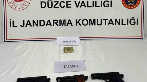 Düzce'de Ruhsatsız Silah Operasyonu