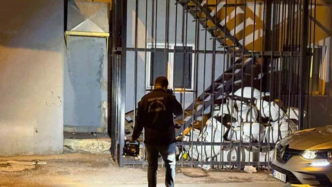 Kayseri'de Tabancayla Kendini Vurdu