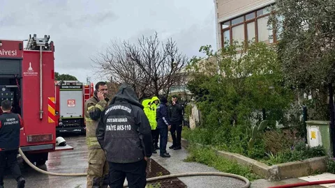 İzmir'de Ev Yangını Sonucu 1 Ölü