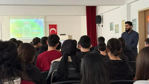 Seyitgazi'de Seminerler Başladı