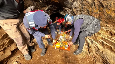 Selçuk'ta Mağarada Kurtarma Operasyonu