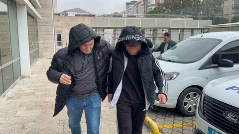 Samsun'da Bıçaklı Kavga: 3 Yaralı