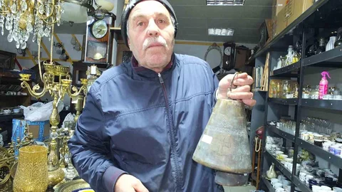 Burhaniye'de 209 Yıllık Deve Çanı Sergilendi