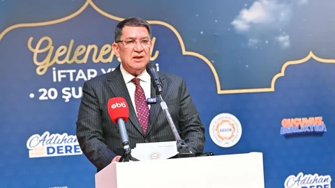 Antalya'da Protokol İftarı Gerçekleşti