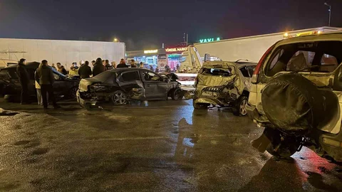 Sakarya'da Zincirleme Trafik Kazası