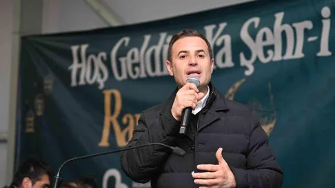 Başkan Akın Kepsut'ta İftar Yaptı