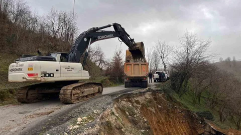 Düzce'de Heyelan Sonrası Çalışma Başlatıldı