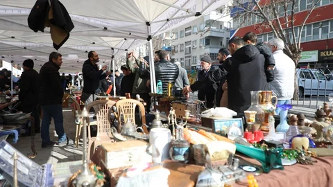 Melikgazi'de Antika Pazarı Açıldı